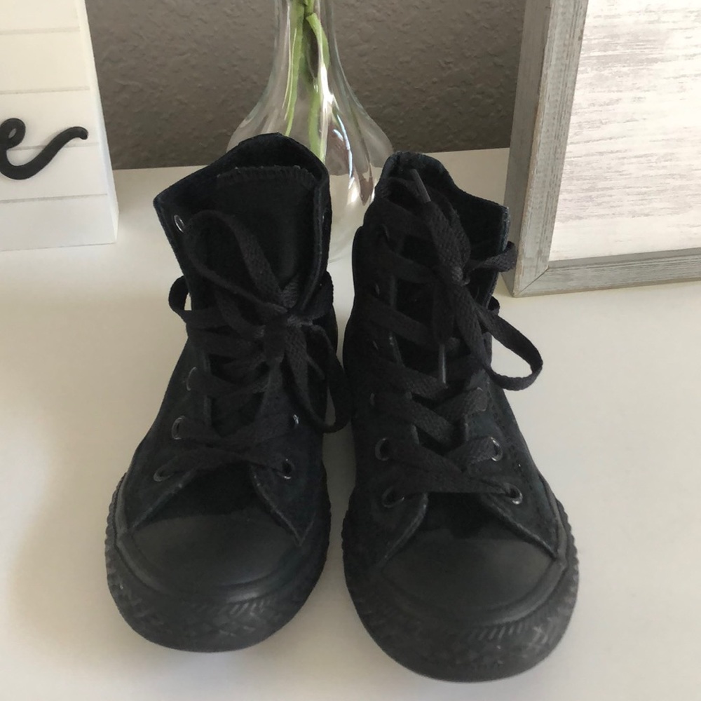 Boys Converse